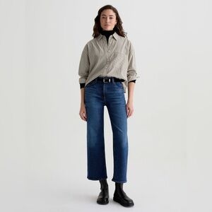 NWT- AG Saige Wide Leg Crop Jeans in the color Veiled. Size 25